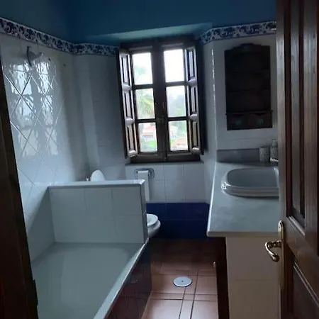 Casa La Bolera Casa De Dos Plantas Porche Y Jardin Dom wakacyjny